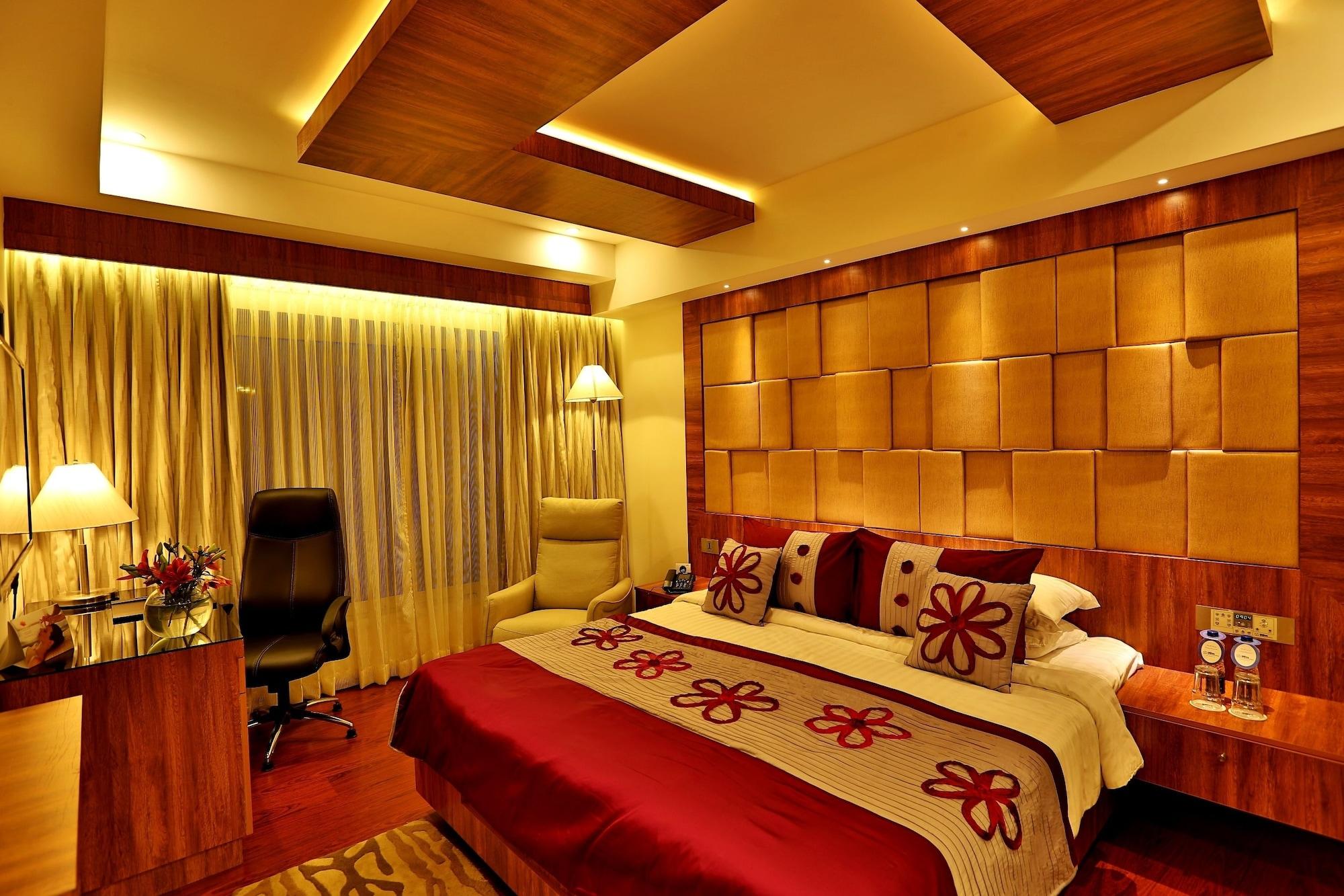 Olive Downtown Hotel Kochi Exterior foto