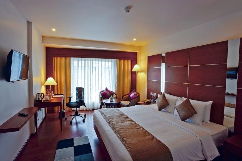 Olive Downtown Hotel Kochi Exterior foto