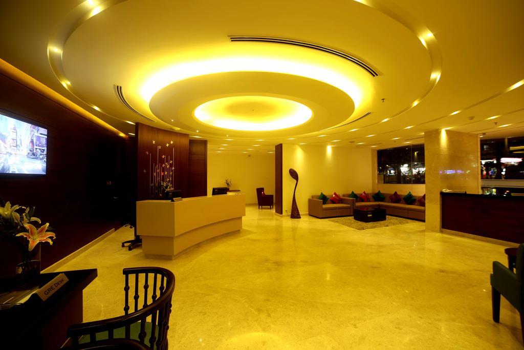 Olive Downtown Hotel Kochi Exterior foto
