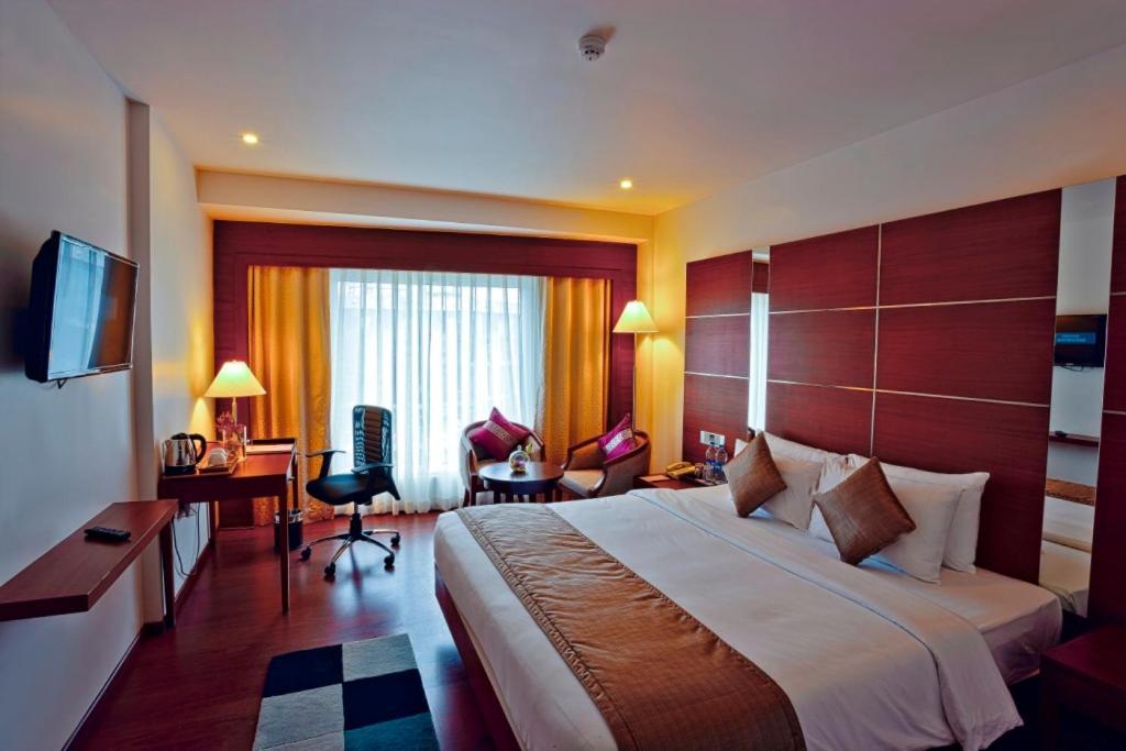 Olive Downtown Hotel Kochi Exterior foto