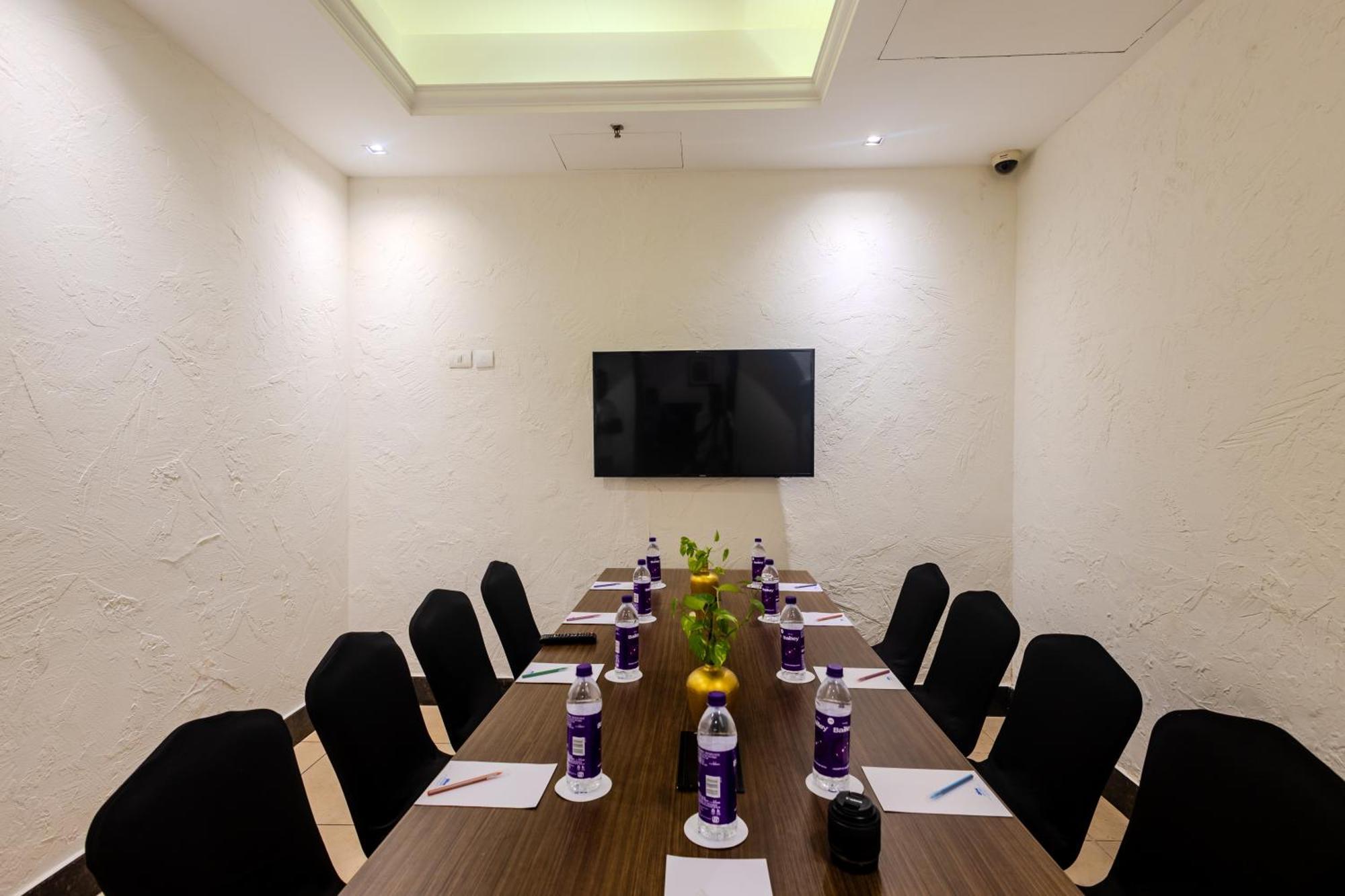 Olive Downtown Hotel Kochi Exterior foto