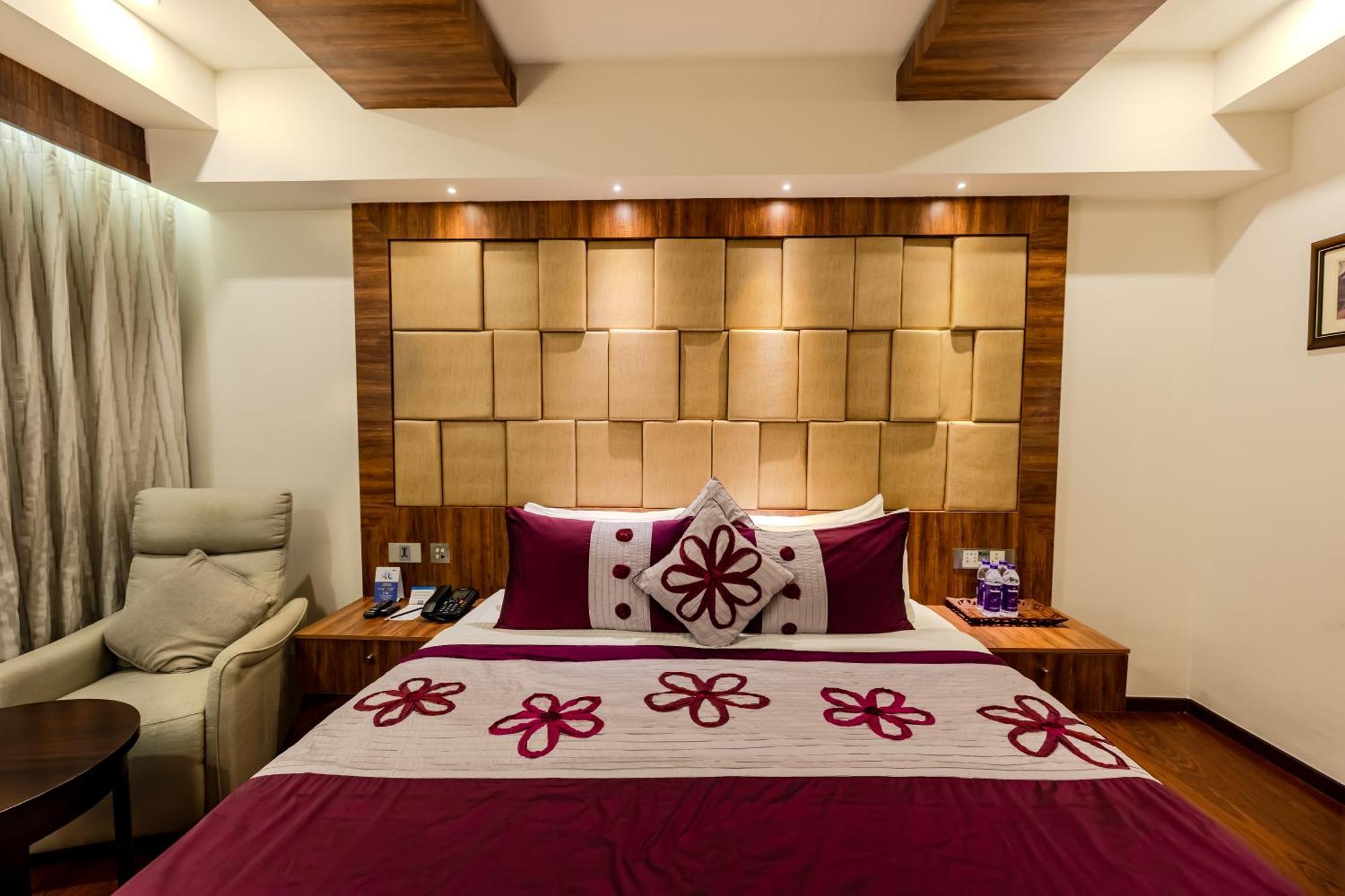 Olive Downtown Hotel Kochi Exterior foto