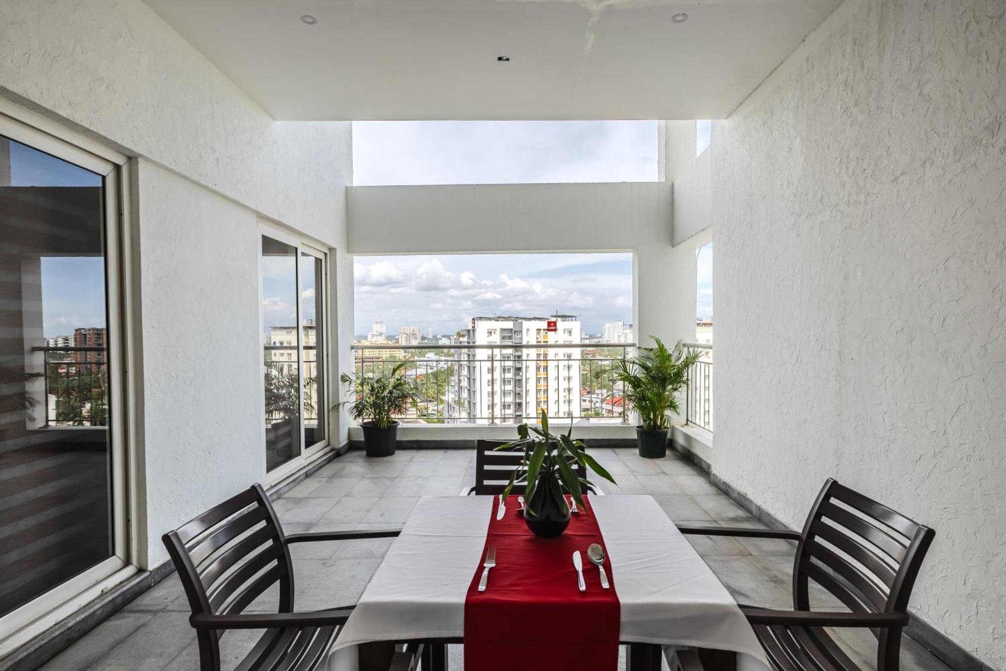 Olive Downtown Hotel Kochi Exterior foto