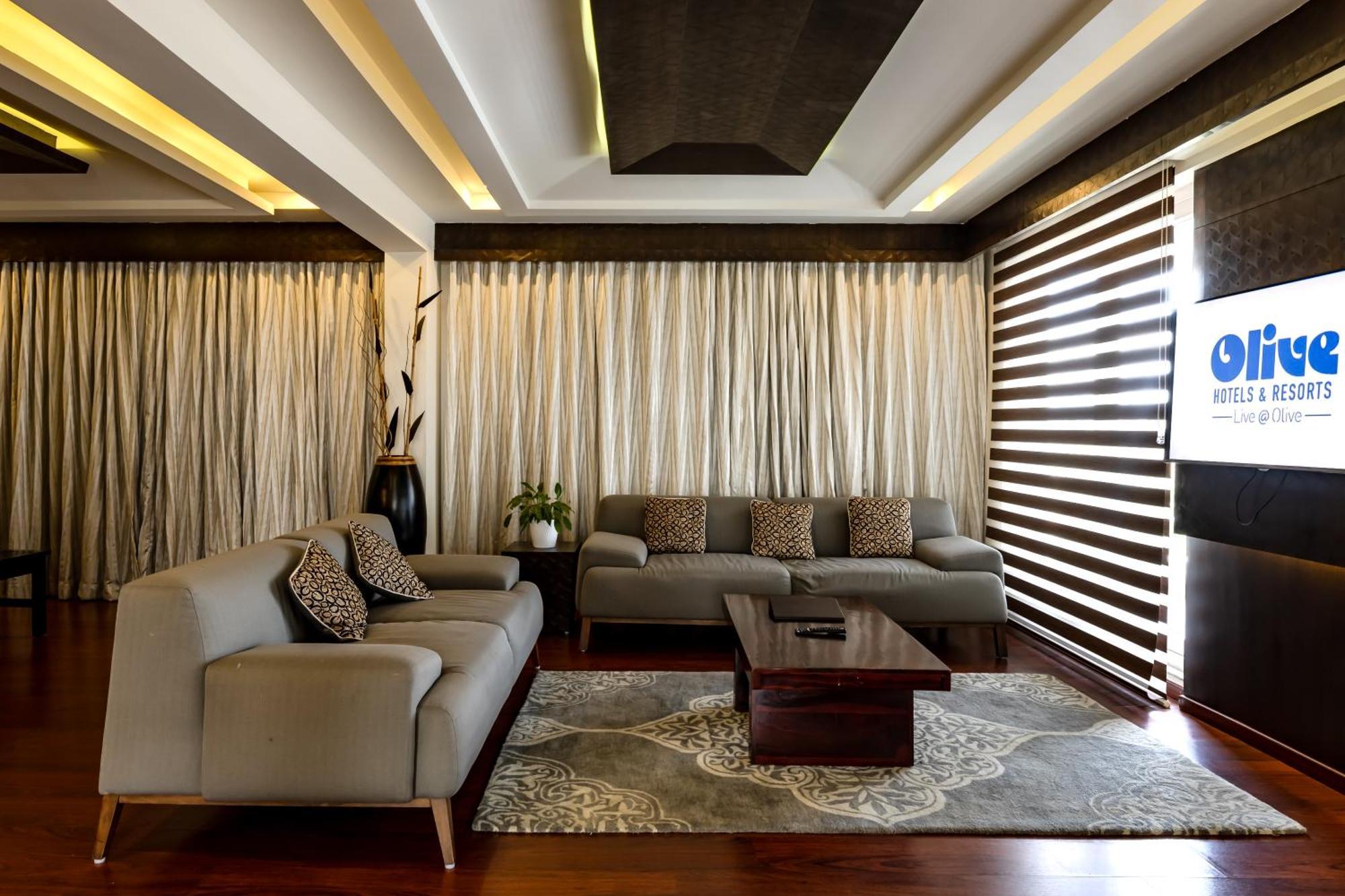 Olive Downtown Hotel Kochi Exterior foto