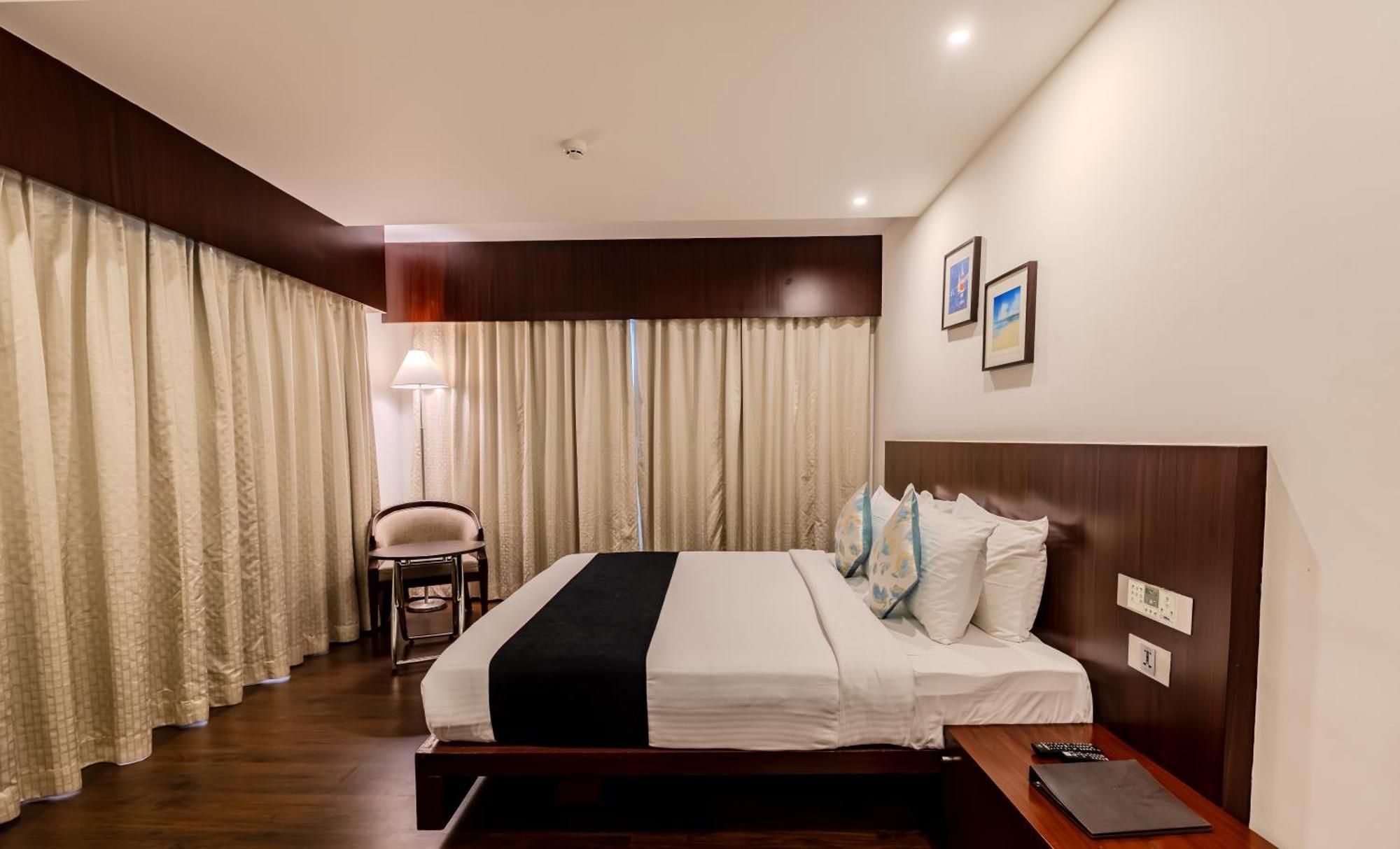 Olive Downtown Hotel Kochi Exterior foto