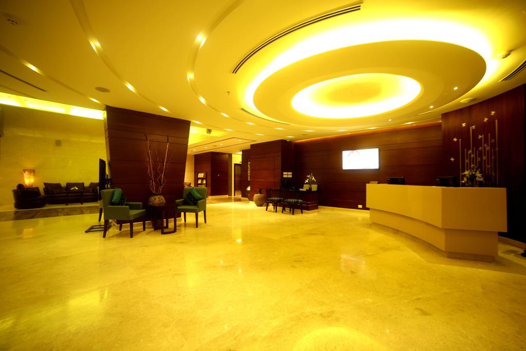 Olive Downtown Hotel Kochi Exterior foto