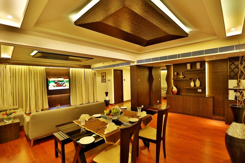 Olive Downtown Hotel Kochi Exterior foto